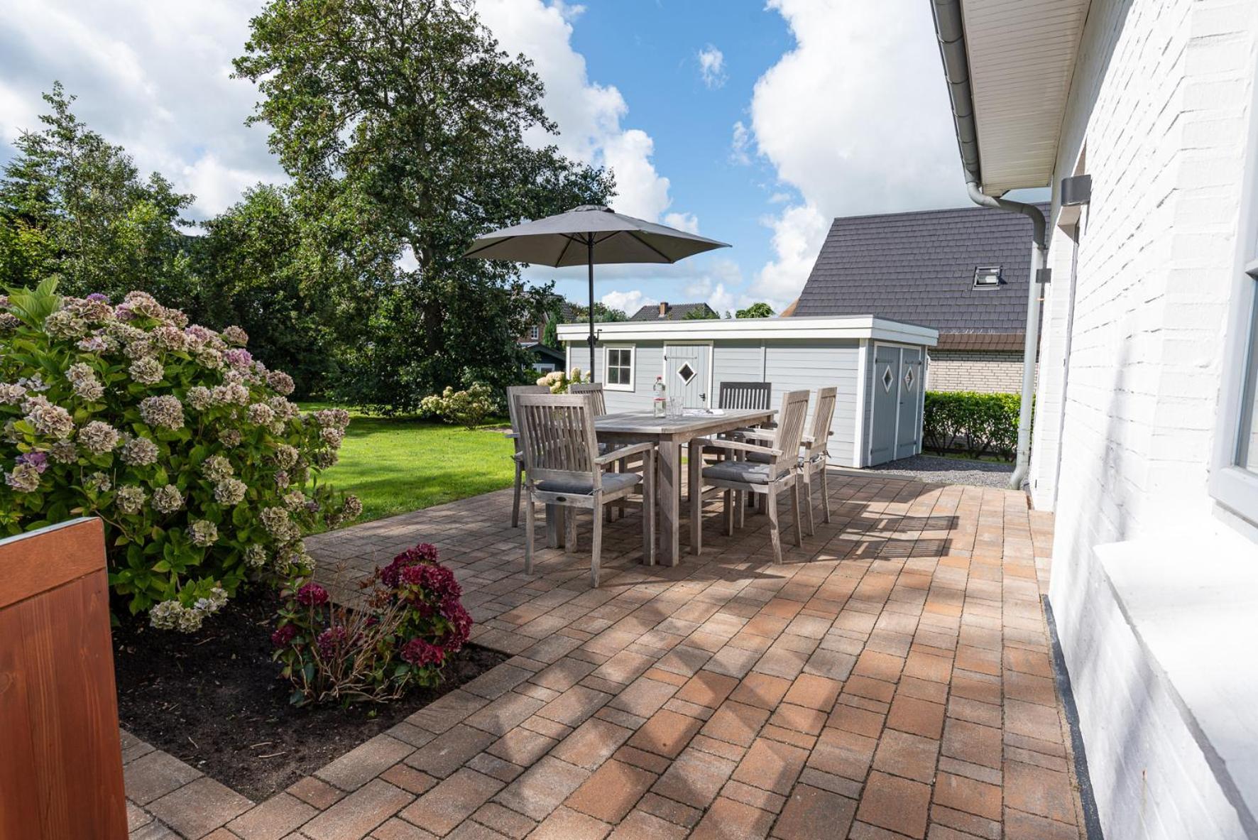 Huus Leeftalich Villa Alkersum Exterior photo